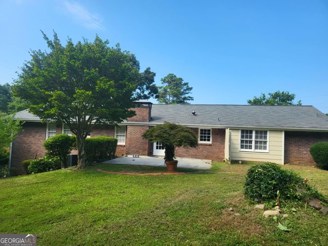 5151 VIVID Drive, Stone Mountain, GA 30087
