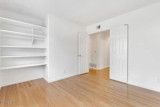 109 Greenmeadow Avenue, Thousand Oaks, CA 91320