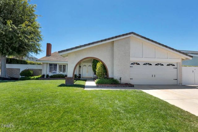 109 Greenmeadow Avenue, Thousand Oaks, CA 91320