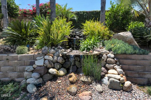 109 Greenmeadow Avenue, Thousand Oaks, CA 91320