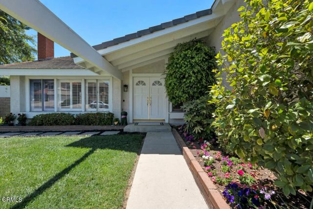 109 Greenmeadow Avenue, Thousand Oaks, CA 91320
