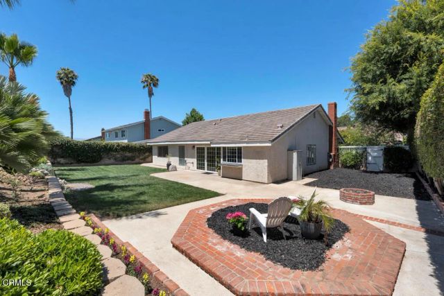 109 Greenmeadow Avenue, Thousand Oaks, CA 91320