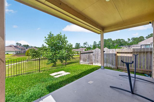 2526 Sturgeon Way, Conroe, TX 77384