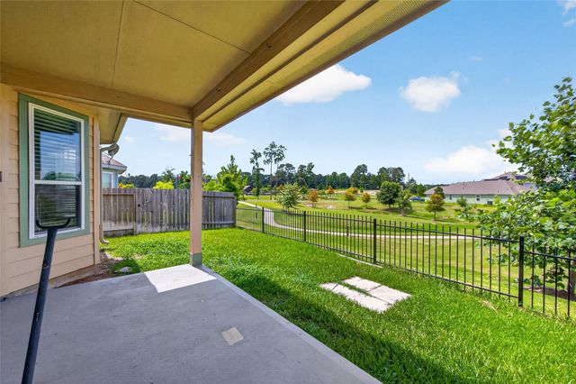 2526 Sturgeon Way, Conroe, TX 77384