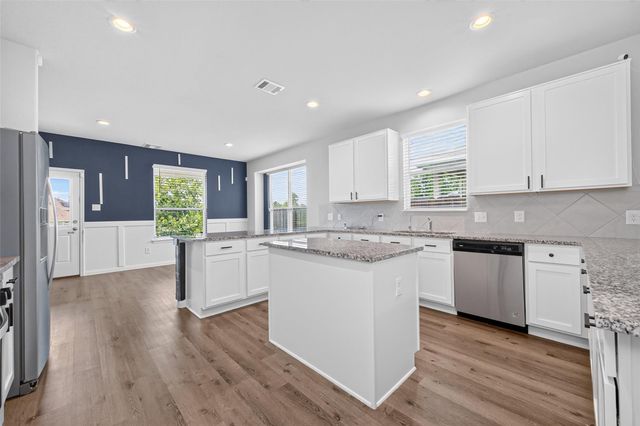 2526 Sturgeon Way, Conroe, TX 77384