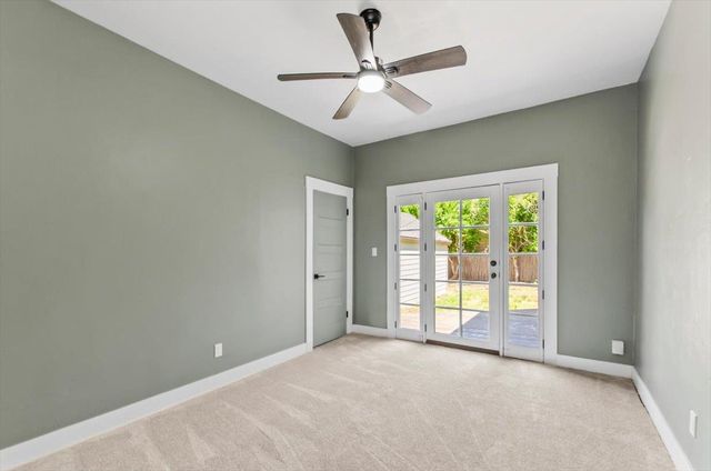 1045 35th St, Sacramento, CA 95816