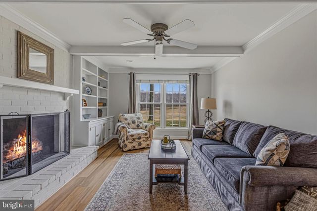 2239 REGINA DR, Clarksburg, MD 20871