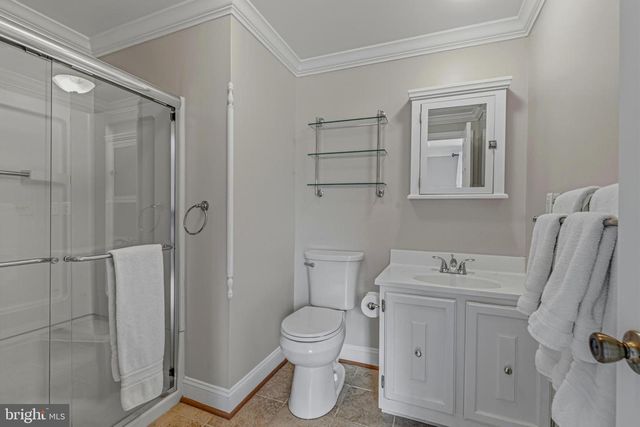 2239 REGINA DR, Clarksburg, MD 20871