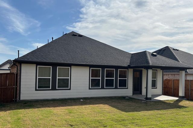 1413 Water Canna Drive, Justin, TX 76247