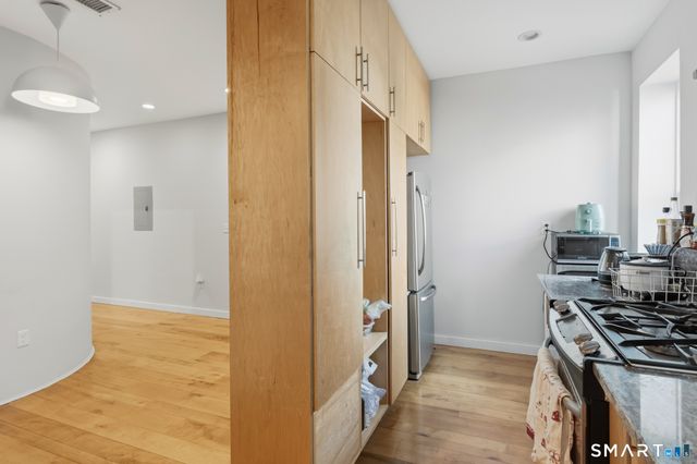 261 Orange Street, New Haven, CT 06510