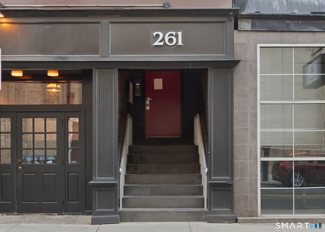 261 Orange Street, New Haven, CT 06510