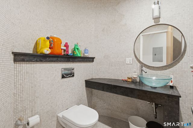 261 Orange Street, New Haven, CT 06510