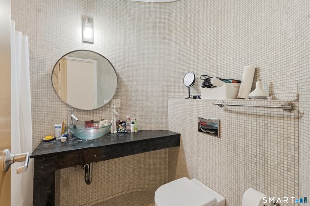 261 Orange Street, New Haven, CT 06510