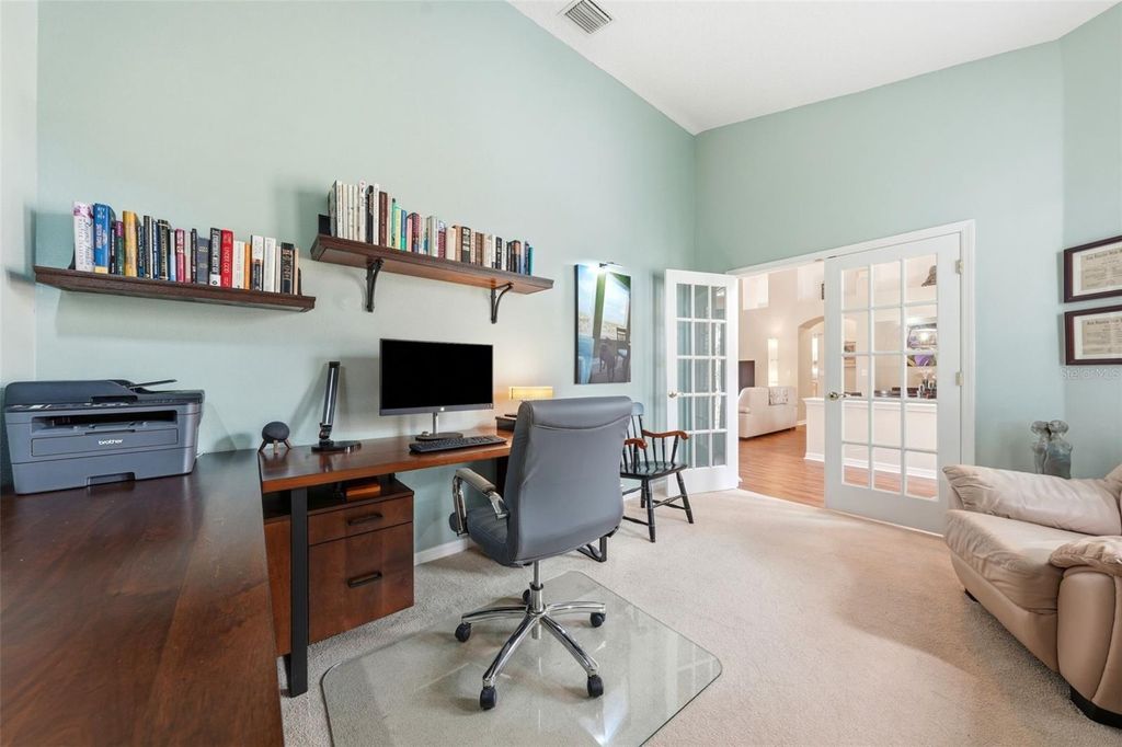 Image 16 of property listing at 7029 PINE HOLLOW DRIVE, Mount Dora, FL 32757