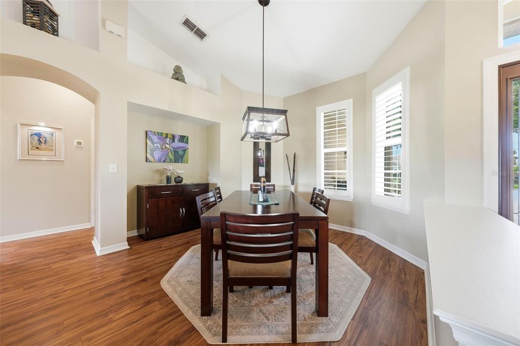 Image 18 of property listing at 7029 PINE HOLLOW DRIVE, Mount Dora, FL 32757