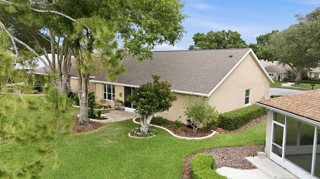 Image 50 of property listing at 7029 PINE HOLLOW DRIVE, Mount Dora, FL 32757