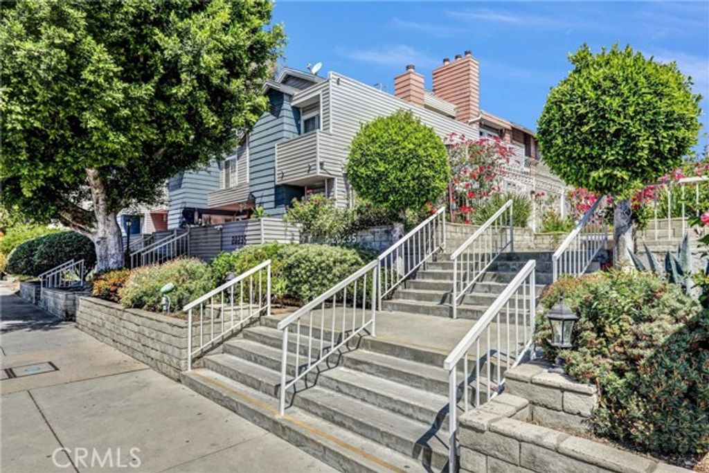20235 Keswick 213, Winnetka (los Angeles), CA 91306
