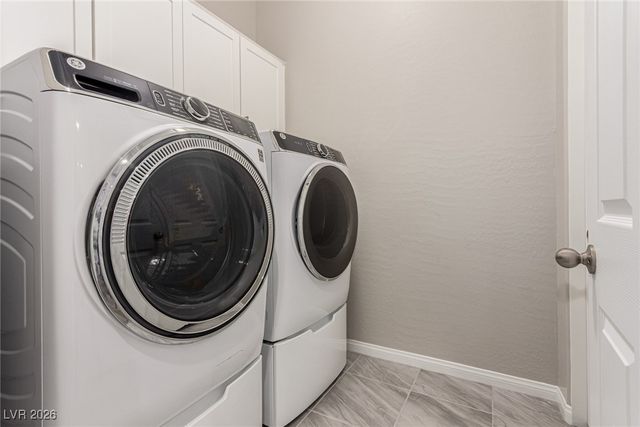 125 Rhodium Avenue, Las Vegas, NV 89183