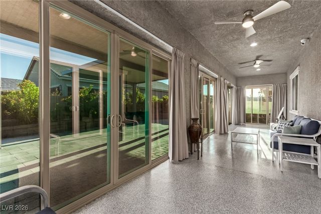 125 Rhodium Avenue, Las Vegas, NV 89183