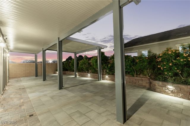 125 Rhodium Avenue, Las Vegas, NV 89183