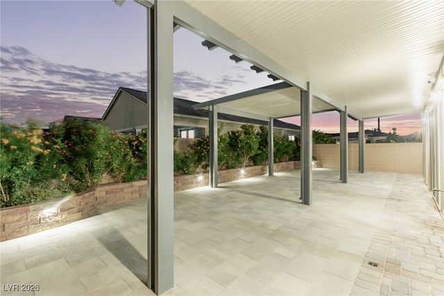 125 Rhodium Avenue, Las Vegas, NV 89183