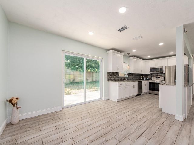 1005 N HIGHLAND AVENUE, Clearwater, FL 33755