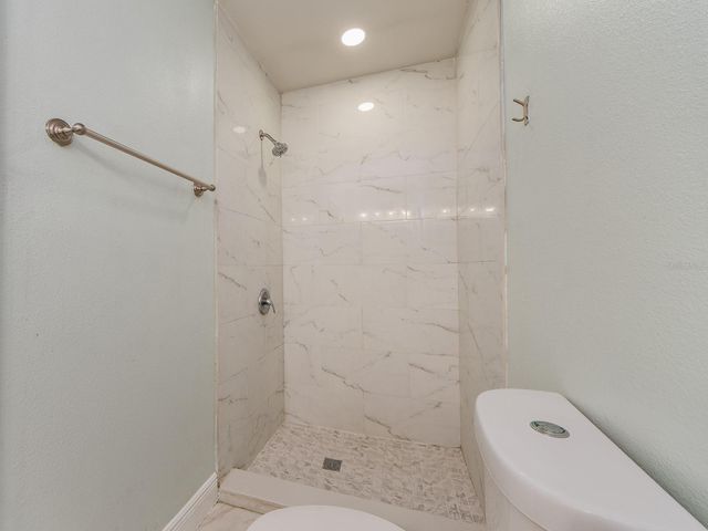 1005 N HIGHLAND AVENUE, Clearwater, FL 33755