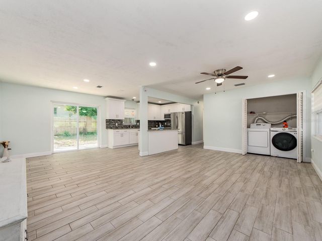 1005 N HIGHLAND AVENUE, Clearwater, FL 33755