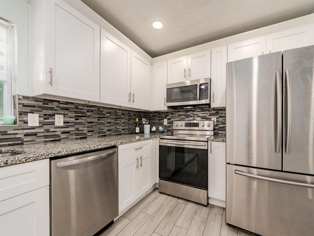 1005 N HIGHLAND AVENUE, Clearwater, FL 33755