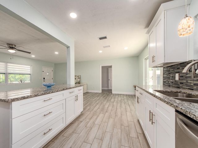 1005 N HIGHLAND AVENUE, Clearwater, FL 33755