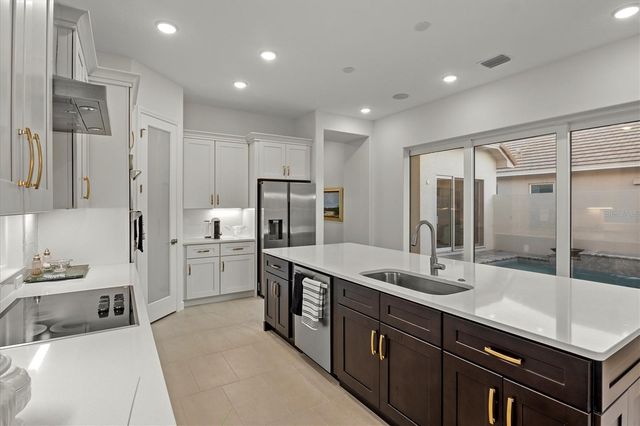 168 HAMPTON LOOP, Davenport, FL 33837