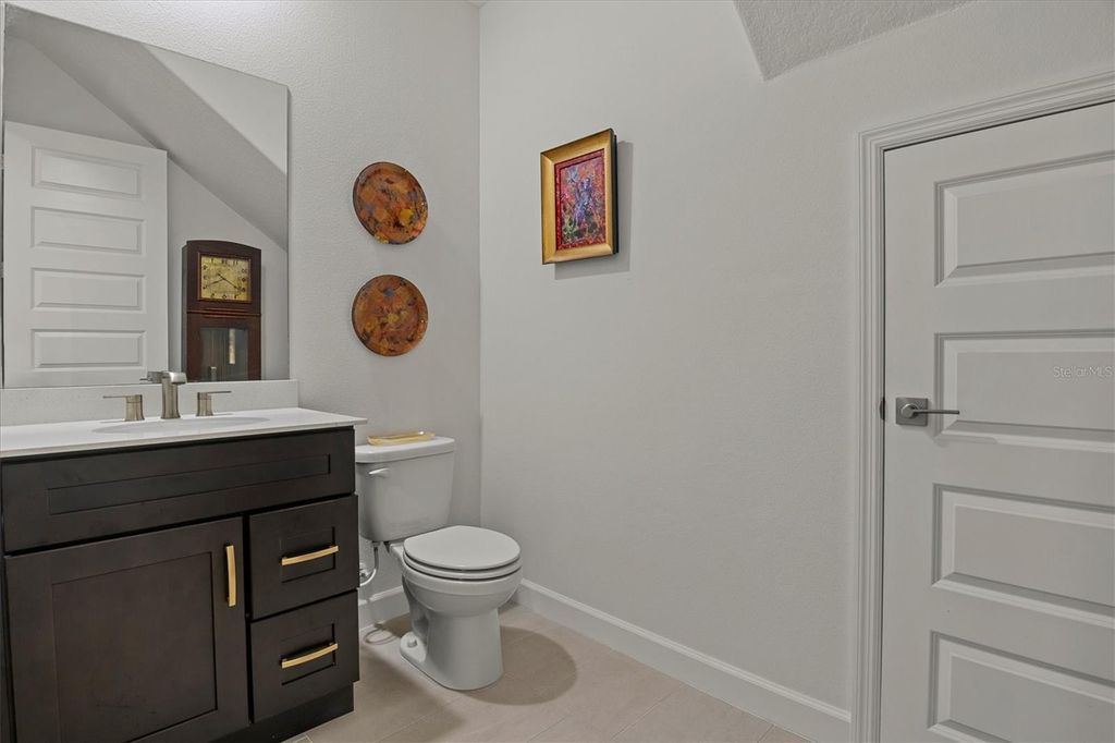 Image 22 of property listing at 168 HAMPTON LOOP, Davenport, FL 33837