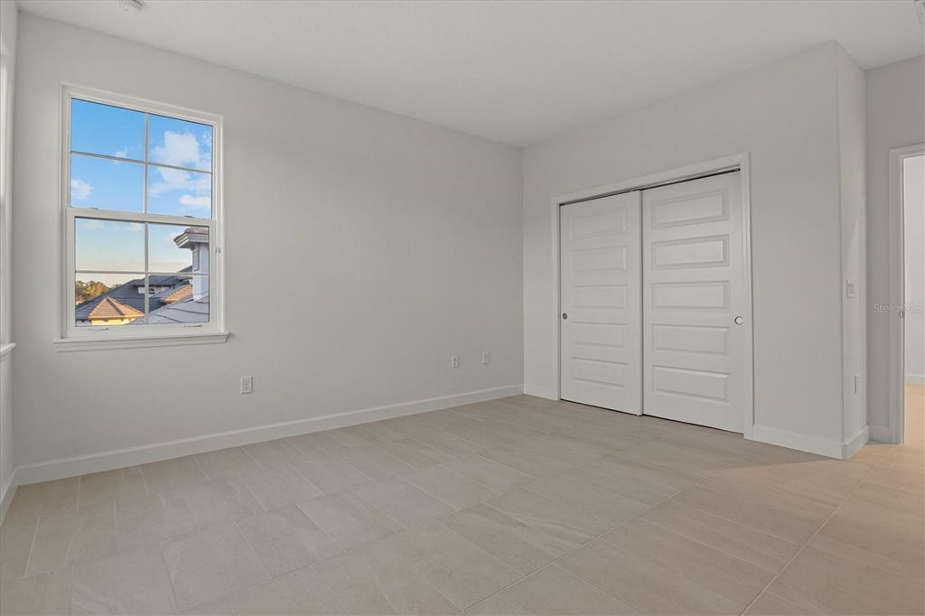 Image 36 of property listing at 168 HAMPTON LOOP, Davenport, FL 33837