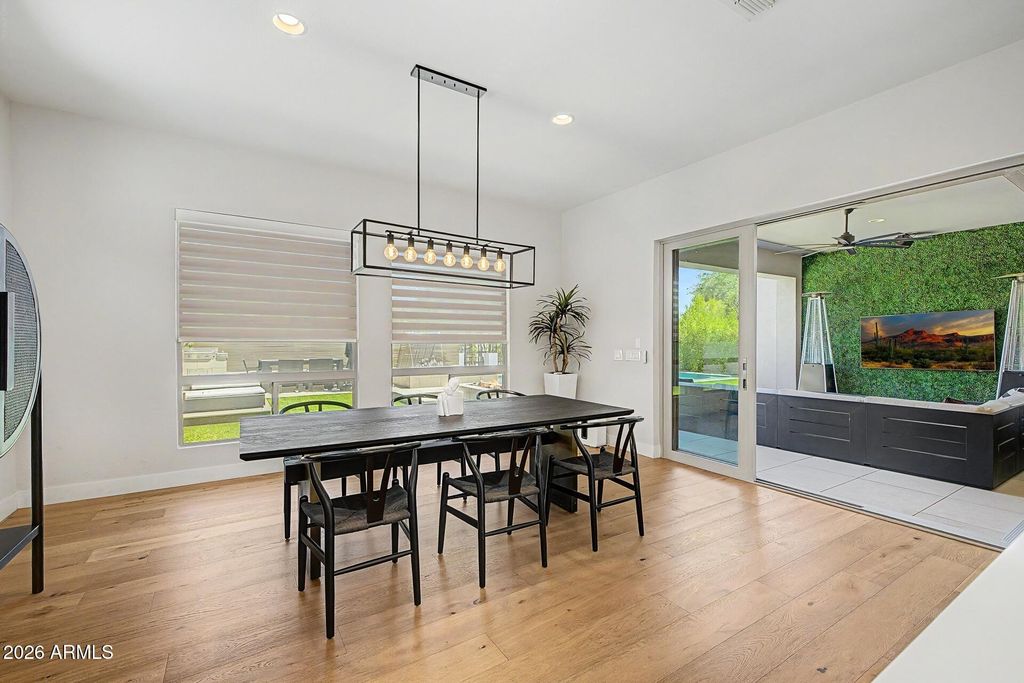 Image 21 of property listing at 22315 N 34th Street, Phoenix, AZ 85050