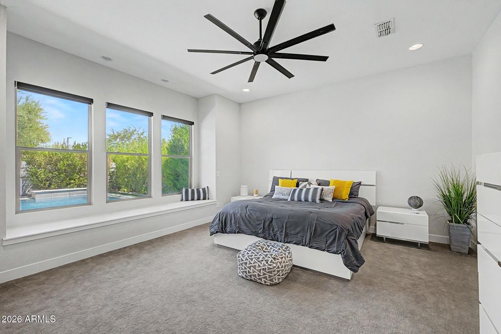 Image 34 of property listing at 22315 N 34th Street, Phoenix, AZ 85050