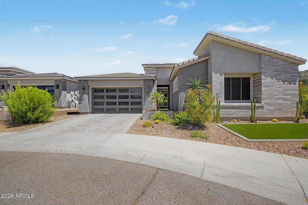 Image 7 of property listing at 22315 N 34th Street, Phoenix, AZ 85050