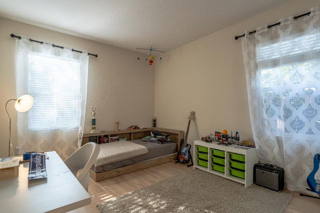 3710 Huntington Rd, West Sacramento, CA 95691