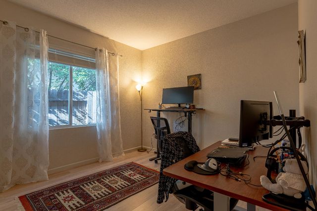 3710 Huntington Rd, West Sacramento, CA 95691