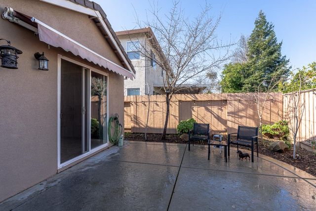 3710 Huntington Rd, West Sacramento, CA 95691