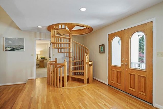 80 Seville Chase, Atlanta, GA 30328