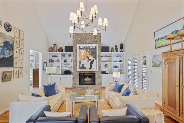 80 Seville Chase, Atlanta, GA 30328