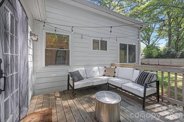 6213 Sharon Road, Charlotte, NC 28210