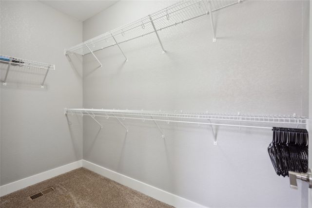 6398 NE 8th Court, Des Moines, IA 50313