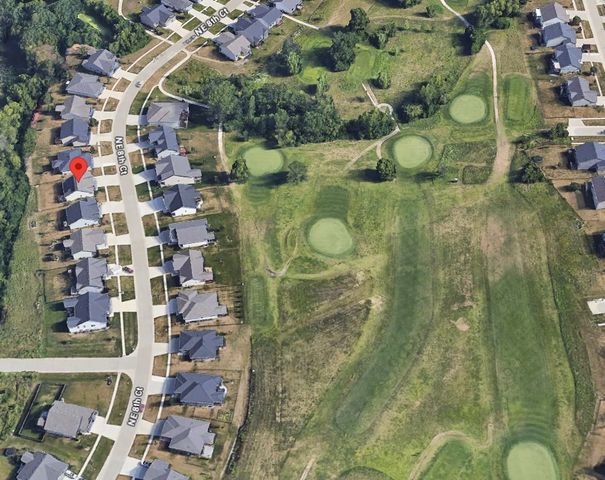6398 NE 8th Court, Des Moines, IA 50313