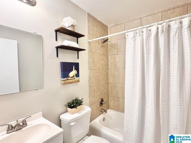 1640 4TH WAY NW, Center Point, AL 35215