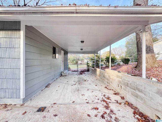 1640 4TH WAY NW, Center Point, AL 35215