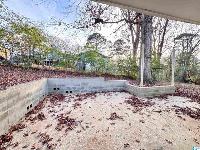 1640 4TH WAY NW, Center Point, AL 35215