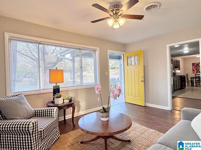 1640 4TH WAY NW, Center Point, AL 35215