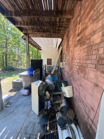 328 Burdette Chapel Lane, Birchwood, TN 37308