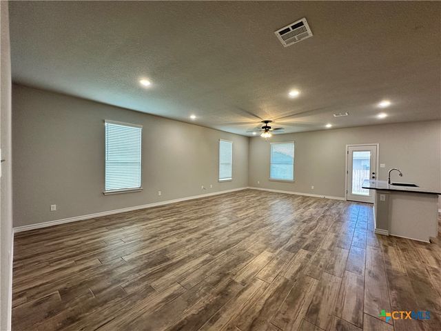 3102 Gryffindor Lane, Killeen, TX 76549